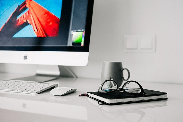 Adjustable Standing Desks