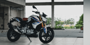The Must-Have Accessories Every BMW S1000R Owner Needs